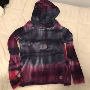 tie-dye long sleeve sweatshirt